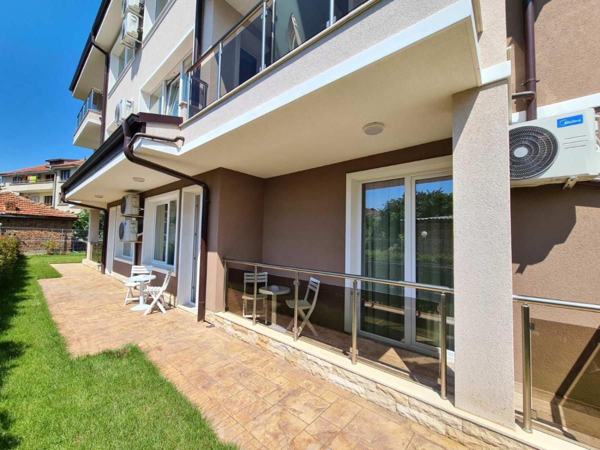 Villa Yanevi Ravda Exteriör bild